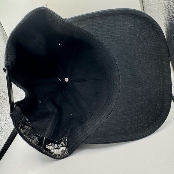 Bioworld Black Cap with Bold Design - Picture 5 of 8